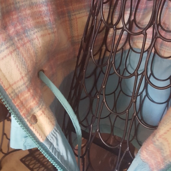 The Woolrich Woman Parka Jacket Coat - Picture 6 of 6